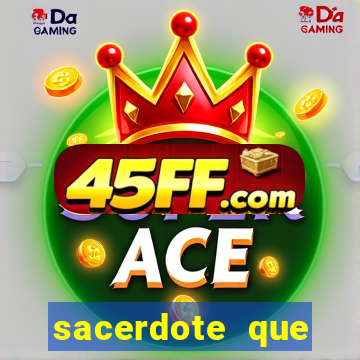 sacerdote que morreu no santo dos santos